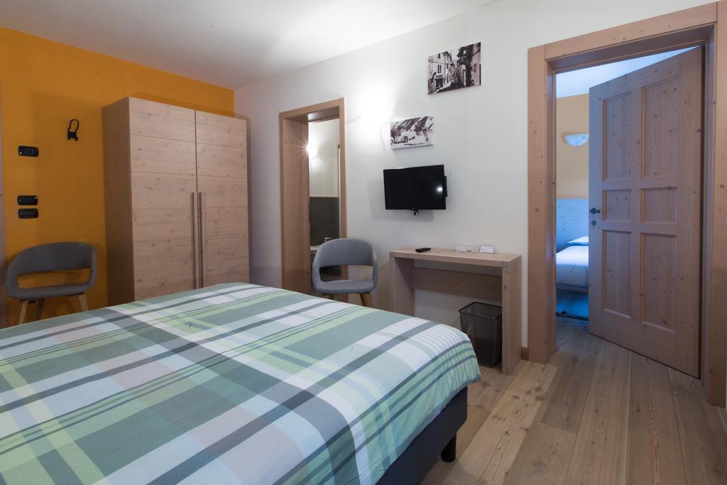 Marzia Rooms Борміо Екстер'єр фото